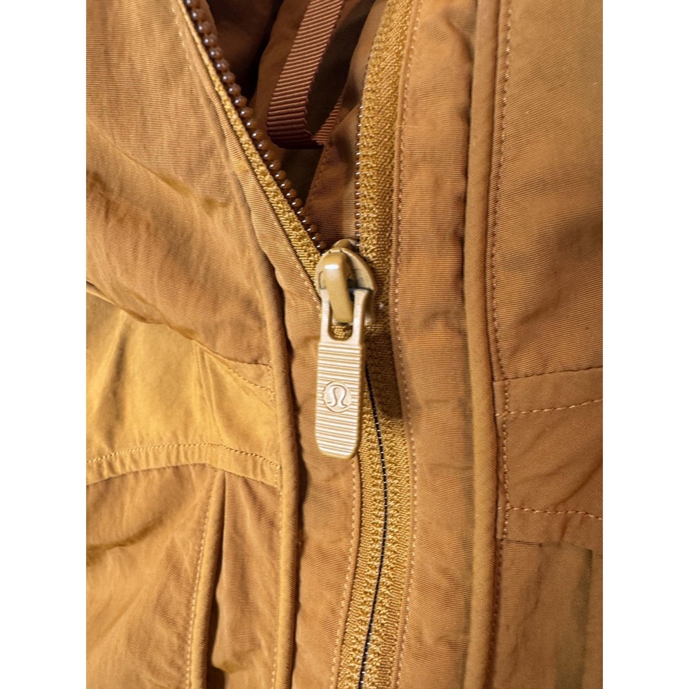 Lululemon Always Effortless Womens 6 Hooded Windbreaker Rain Jacket - Picture 5 of 8